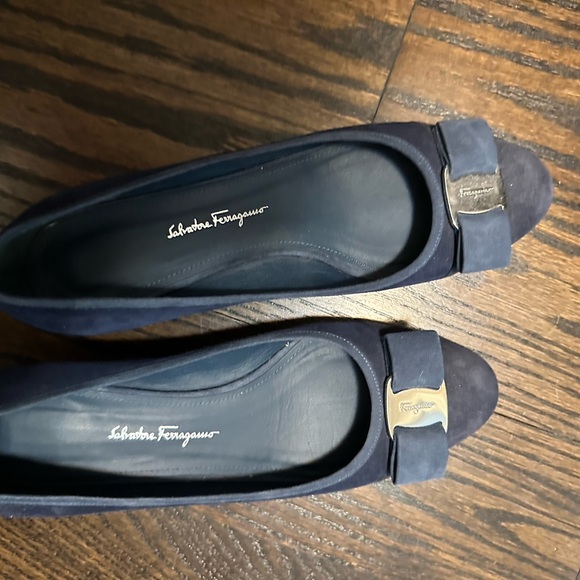 ferragamo shoes - Picture 1 of 3